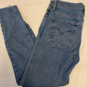 Levi’s 720 High Rise Skinny